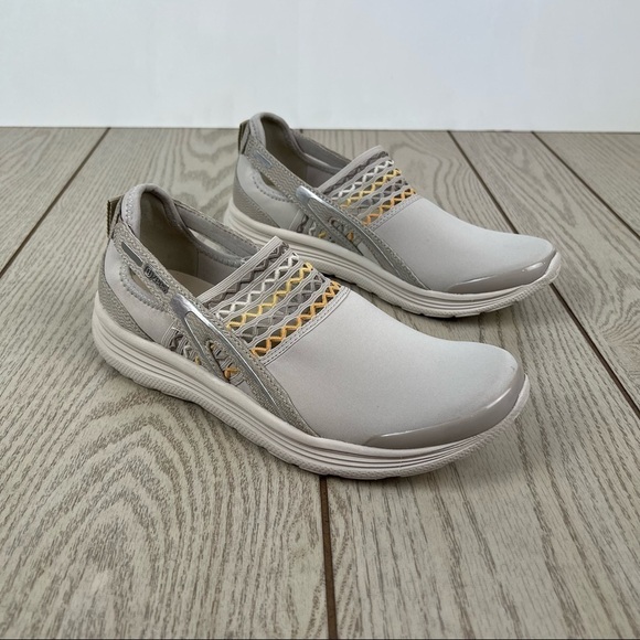 Bzees Sunny Washable Sunny Slip-ons US7.5M Neutral w/ Multi-Color Stitching $80 - Picture 1 of 10